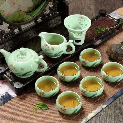 Lotus Landscape Longquan Celadon Kung Fu Tea Set - Exquisite 9-Piece Gift Collection for Tea Enthusiasts - Très Elite