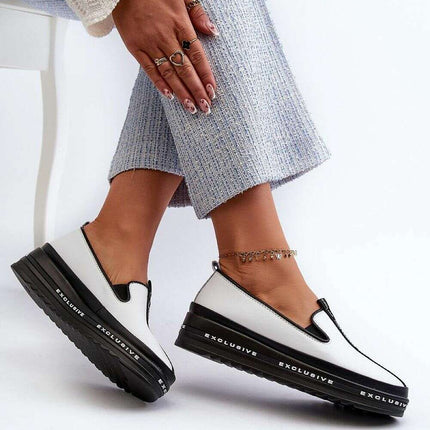 Low Shoes model 198012 - Très Elite