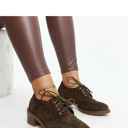 Low Shoes model 206473 - Très Elite