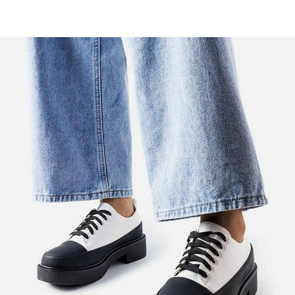 Low Shoes model 207042 - Très Elite