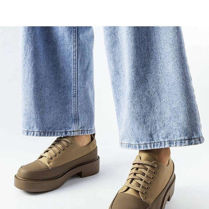 Low Shoes model 207042 - Très Elite
