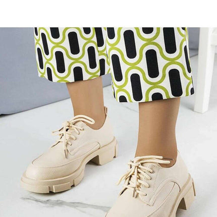 Low Shoes model 207089 - Très Elite