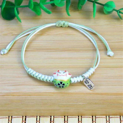 Lucky Cat Beaded Bracelet - Adjustable Harajuku Fashion Statement for Trendy Girls - Très Elite