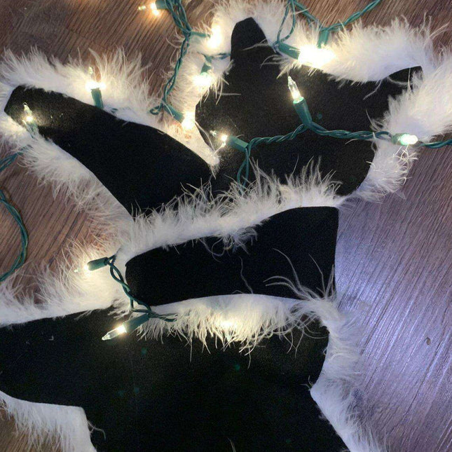 Luminous Holiday Cat Fur Rug for Festive Christmas Decor