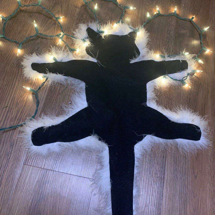 Luminous Holiday Cat Fur Rug for Festive Christmas Decor