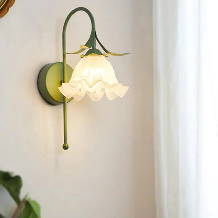Luna Flower Wall Lamp