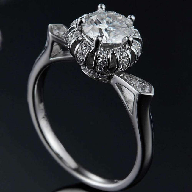 Luxe Elegance 1 Carat Lab-Diamond Sterling Silver Ring - Graceful Collection