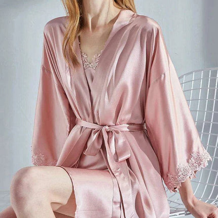 Luxe Lace-Trimmed Silk Nightwear Set for Women - Très Elite