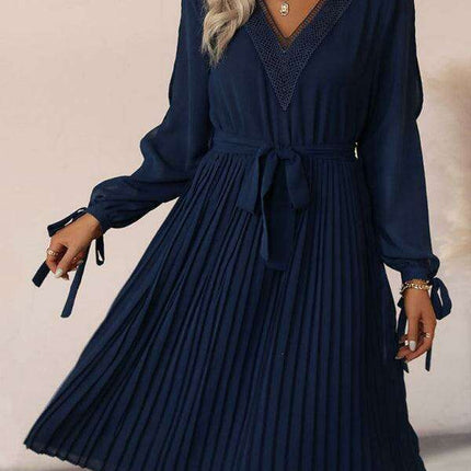 Luxe Lace V-Neck Dress with Stylish Cut-Out Sleeves - Très Elite