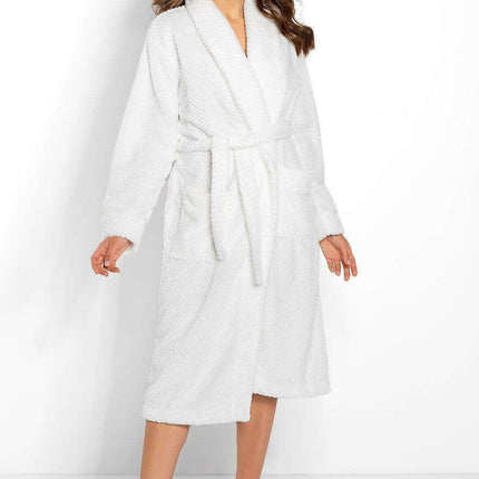 Luxe Serenity Bathrobe - Elevate Your Relaxation Experience - Très Elite