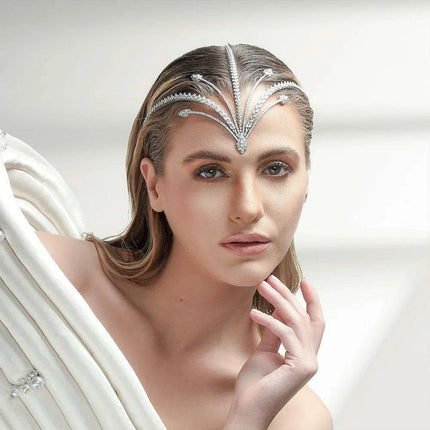 Luxe Zircon Bridal Tiara Crown with Intricate Crystal Design - Très Elite