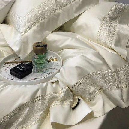 Luxurious 1000TC Egyptian Cotton Embroidered Bed Linen Set - Includes Duvet Cover, Sheet & Pillowcases for King & Queen Sizes - Très Elite