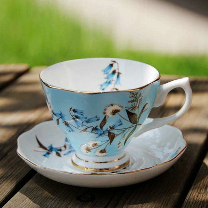 Luxurious Black Floral Porcelain Tea Set for Elegant Gatherings - Très Elite
