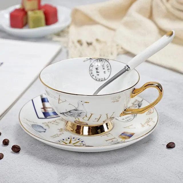 Luxurious Bone China Tea Cup and Saucer Set - Classic Elegance