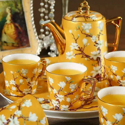 Luxurious Bone Porcelain Tea and Coffee Set in a Chic Presentation Box - Très Elite
