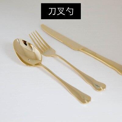 Luxurious Botanical Elegance Gold Fine Bone China Dining Set - Très Elite