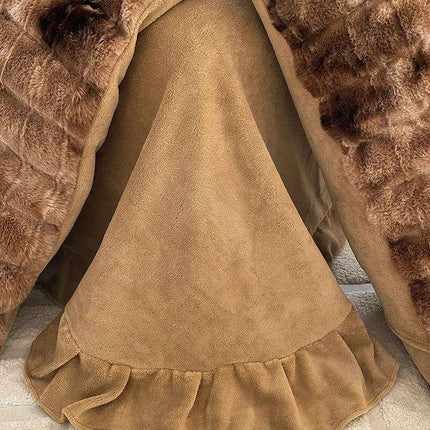 Luxurious Caramel Brown Velvet Fleece Bedding Set with Duvet Cover, Flat Sheet, and Pillowcases - Très Elite