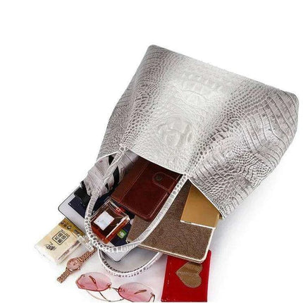 Luxurious Crocodile Pattern Leather Handbag for Stylish Women - Très Elite
