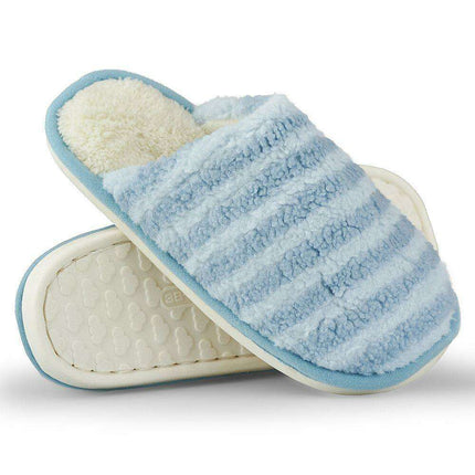 Luxurious Eco-Friendly Faux Fur Slippers - Très Elite