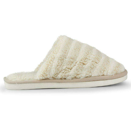 Luxurious Eco-Friendly Faux Fur Slippers - Très Elite