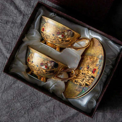 Luxurious European Bone China Tea Set - Elevate Your Tea Rituals - Très Elite