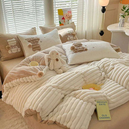 Luxurious Faux Rabbit Velvet Duvet Cover Set - Plush Bedding Collection with Pillowcases in Multiple Sizes - Très Elite