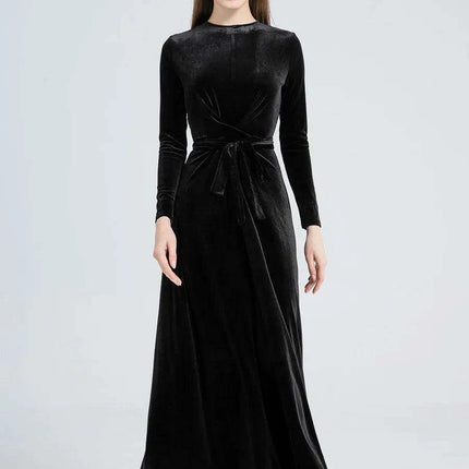 Luxurious Floor-Length Velvet Gown for Women - Elegant Evening Wear - Très Elite