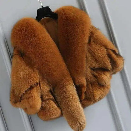 Luxurious Fox Fur Layer: A Statement of Elegance and Comfort