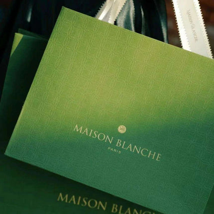 Luxurious Gold Foil Stamped Green Matte Gift Bags - Pack of 500 - Très Elite