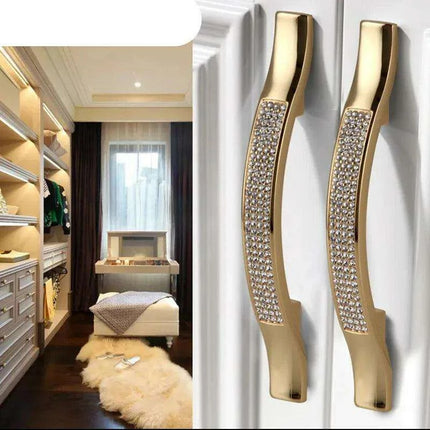 Luxurious Gold and Crystal Cabinet Pulls - Exquisite Design and Lasting Quality - Très Elite