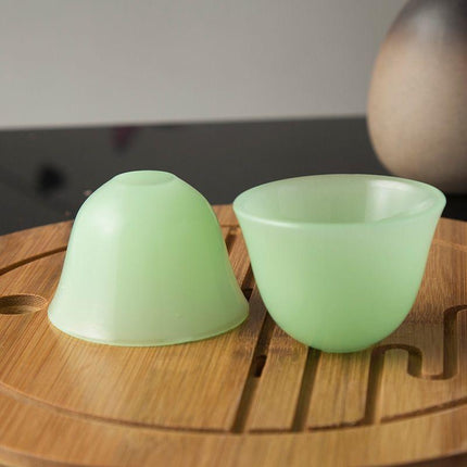Luxurious Jade Kung Fu Tea Ceremony Set with Exquisite Tureen and Fine Teacups - Très Elite