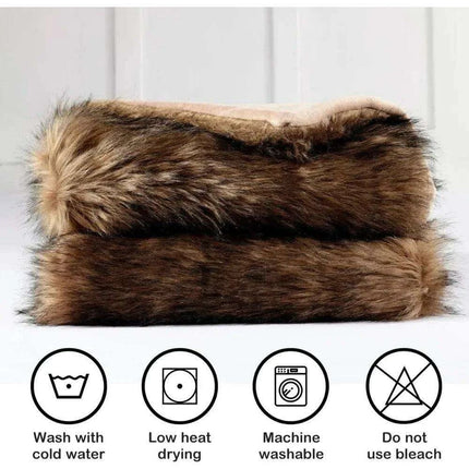 Luxurious Large Brown and Black Tipped Faux Fur Throw Scarf - Cozy Elegance in 104"x90" Size - Très Elite