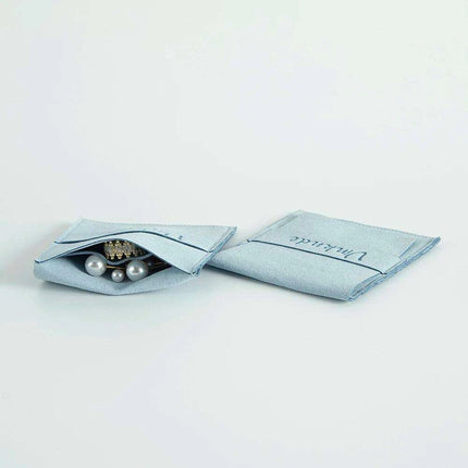 Luxurious Personalized Jewelry Storage Solution with Divider - Stylish and Functional - Très Elite