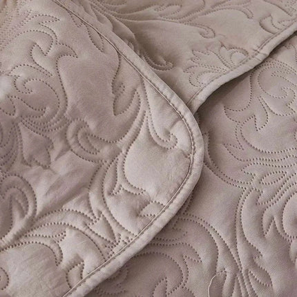 Luxurious Solid Stitch Bedding Ensemble with Pillowcases and Plush Sheets - Très Elite