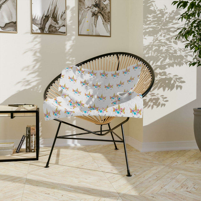 Luxurious Stitched Minky Fleece Blanket for Cozy Elegance