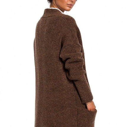 Luxurious Textured Wool Blend Cardigan with Convenient Front Pockets - Très Elite