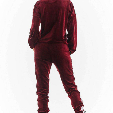 Luxurious Velour Jogger Pants with Trendy Logo Tape - Stylish Comfort Essential - Très Elite