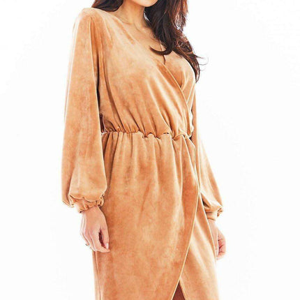 Luxurious Velvet Evening Gown with Flared Sleeves - Très Elite
