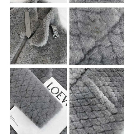 Luxurious Women's Wool Fur Overcoat: The Ultimate Blend of Style and Warmth - Très Elite