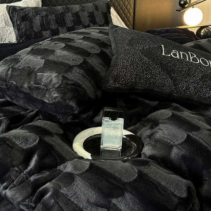 Luxury Black Plush Shaggy Bedding Set - 4 Piece Velvet Duvet Cover Collection - Très Elite