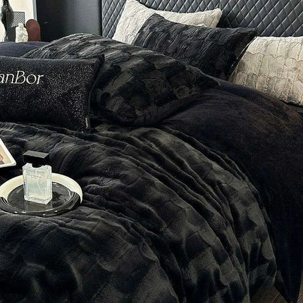 Luxury Black Plush Shaggy Bedding Set - 4 Piece Velvet Duvet Cover Collection- Très Elite- Très Elite