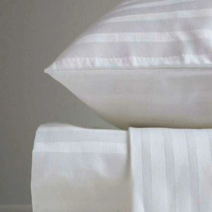 Luxury Cotton Satin Stripe Duvet Cover Set - Wheel Lux Hotel Collection..