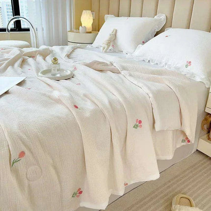 Luxury Summer Soybean Duvet Insert - Double-Layered Cotton Quilt with Elegant Embroidery - Très Elite