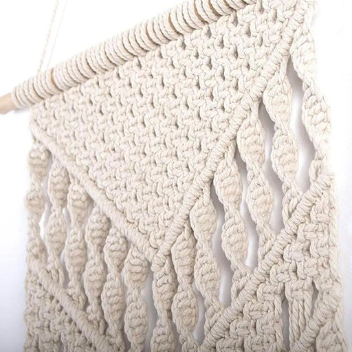 Elegant Geometric Macrame Wall Hanging: Transform Your Space with Boho Charm