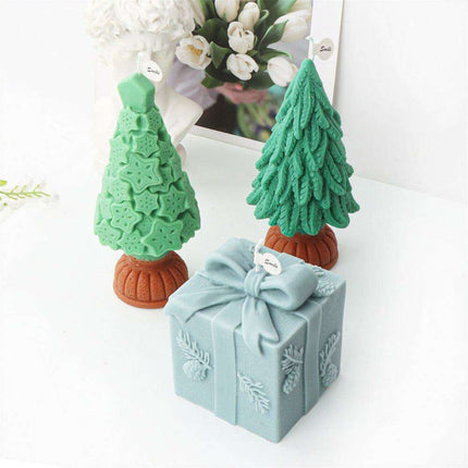 Magical Christmas Candle Making Kit with Santa-Themed Packaging & Scented Adornments - Très Elite