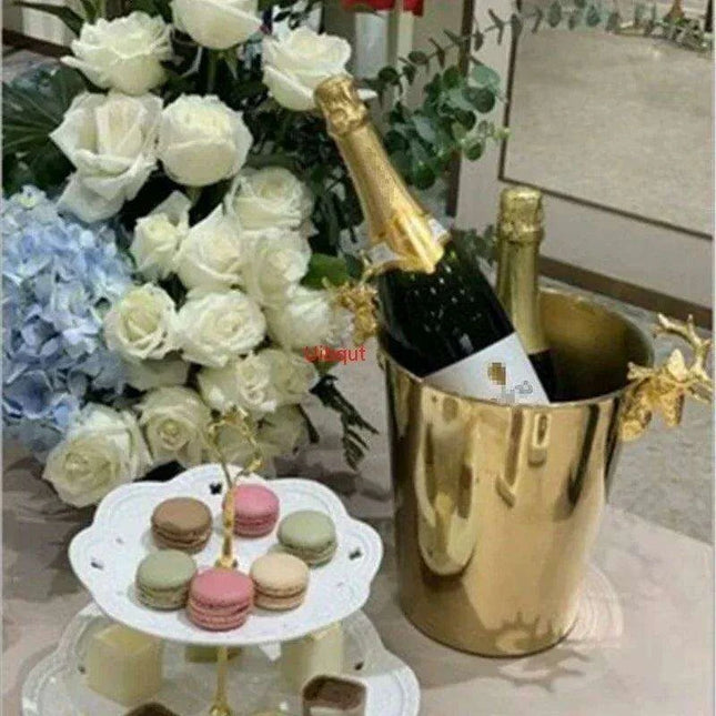 Majestic Deer Head Ice Bucket: Luxurious European Charm in Dual-Tone Design - Très Elite- Très Elite