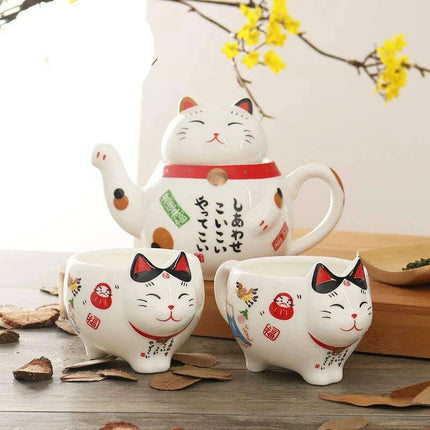 Maneki Neko Ceramic Tea Set - Charming Lucky Cat Teapot with Cups and Infuser - Très Elite