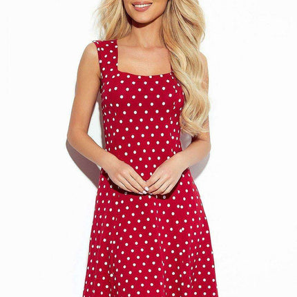 Maroon Cotton Daydress with Distinctive Karo Neckline - European Craftsmanship - Très Elite