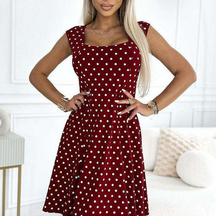 Maroon Cotton Daydress with Distinctive Karo Neckline - European Craftsmanship - Très Elite
