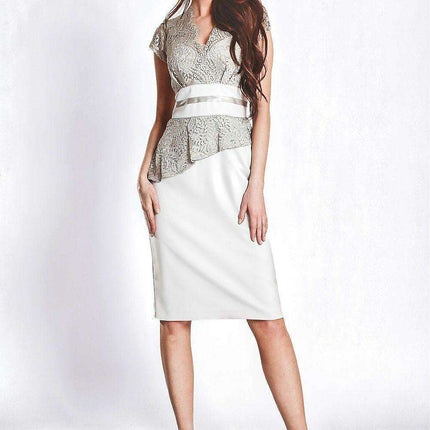 Marselini Chic Lace V-Neck Cocktail Dress - Très Elite